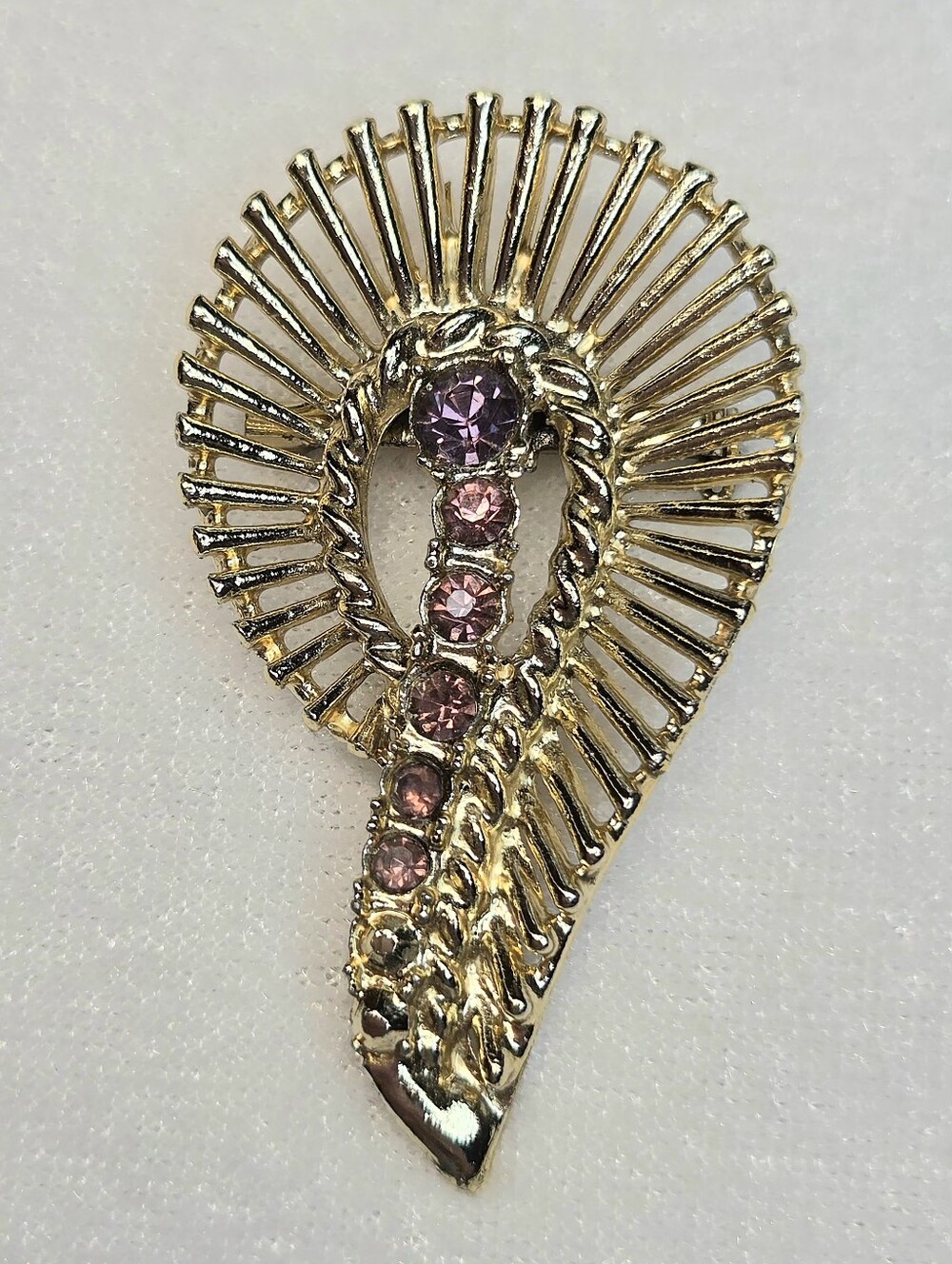 Vintage Mid-century Rhinestone Gold-tone Brooch / Pin